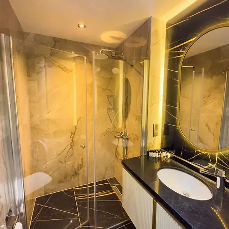 公寓 Qoople Oba Select *